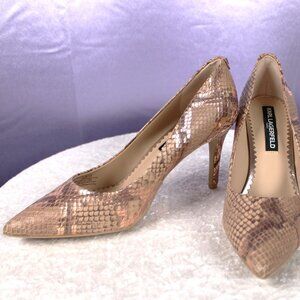 Karl Lagerfeld Paris Snakeskin-Embossed Pumps – Pointed Toe – NWOB